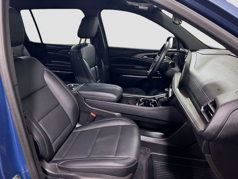 Used 2025 Chevrolet Traverse LT w/ Driver Confidence Package FWD image 26