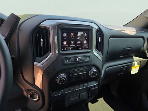 New 2026 Chevrolet Silverado 1500 Custom RWD image 15