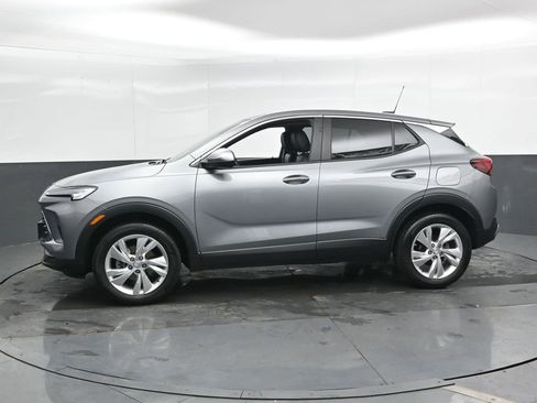 Used 2025 Buick Encore GX Preferred AWD/4WD image 8