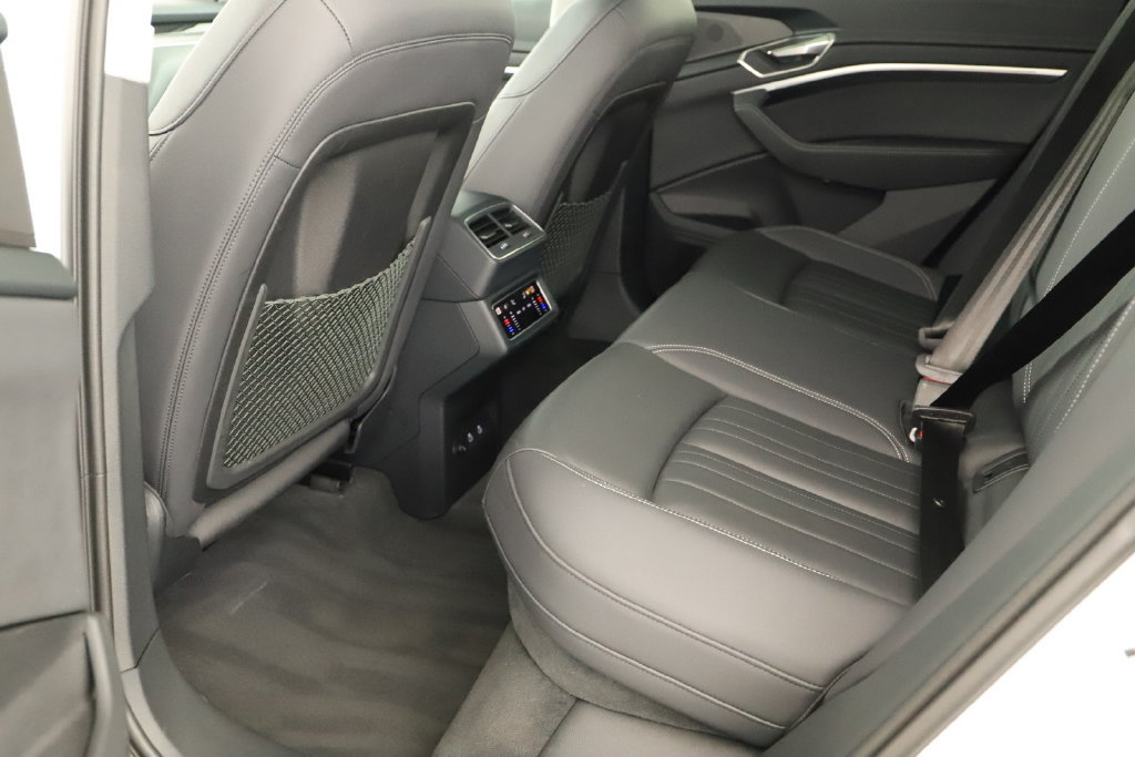 Certified 2024 Audi Q8 e-tron Premium AWD/4WD image 28
