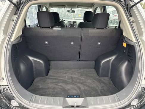 Used 2017 Nissan Leaf S image 12