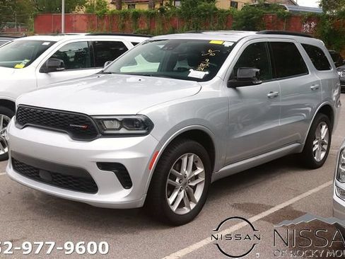 Used 2024 Dodge Durango GT AWD/4WD image 2