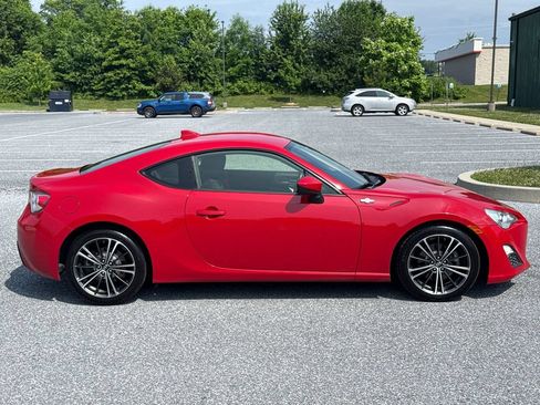 Used 2016 Scion FR-S RWD image 8