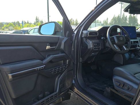 Used 2024 Toyota Tacoma 4x4 Double Cab image 20