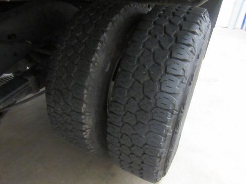 Used 2024 Ford E-350 and Econoline 350 Super Duty w/ Power Windows & Locks Group image 29