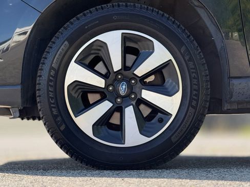 Used 2017 Subaru Forester 2.5i Premium w/ All-Weather Package image 30