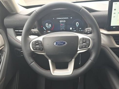 New 2026 Ford Explorer Active w/ Active Comfort Package AWD/4WD image 12