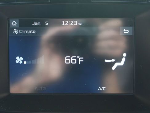 Certified 2018 Kia Soul + image 45