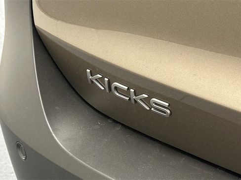 New 2026 Nissan Kicks SV w/ SV Premium Package image 19