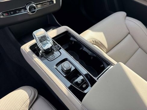 New 2026 Volvo XC90 B6 Ultra AWD/4WD image 28