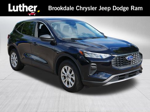 Used 2023 Ford Escape Active AWD/4WD image 1