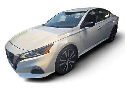Used 2022 Nissan Altima 2.5 SR FWD image 8