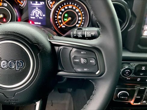 Used 2023 Jeep Wrangler Unlimited Sport AWD/4WD image 21