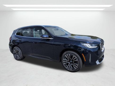 New 2026 BMW X3 xDrive30i w/ Premium Package AWD/4WD image 2