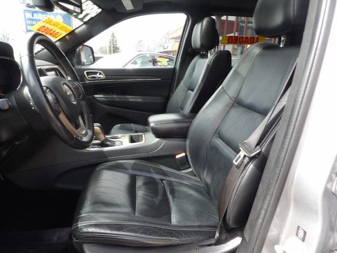 Used 2016 Jeep Grand Cherokee Limited image 9