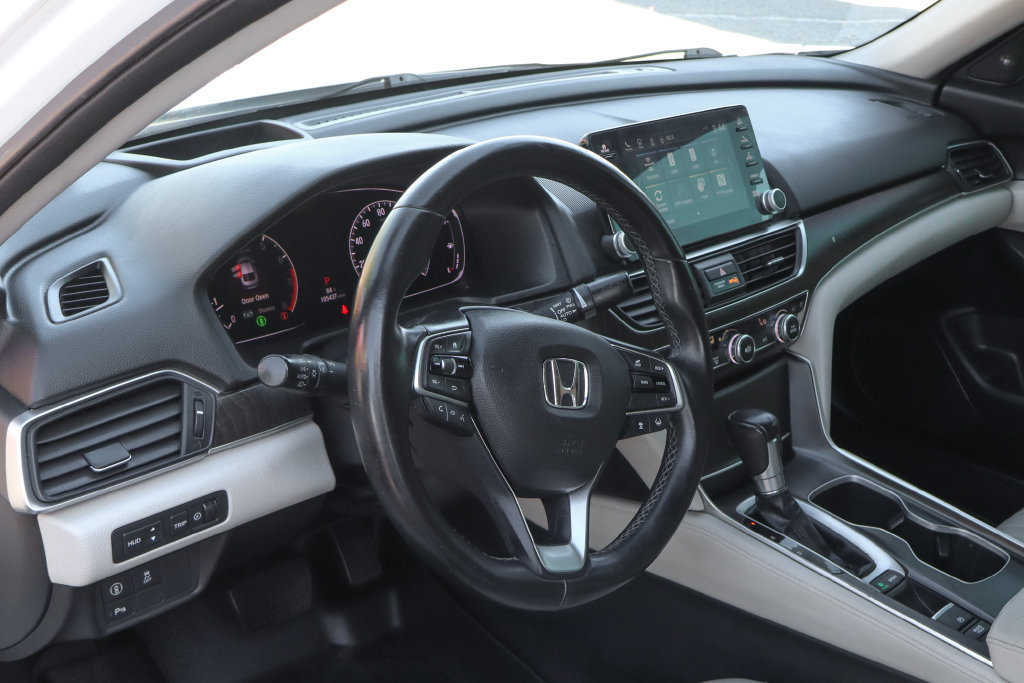 Used 2018 Honda Accord Touring image 22