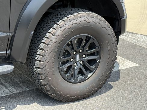 Used 2024 Ford F150 Raptor AWD/4WD image 12