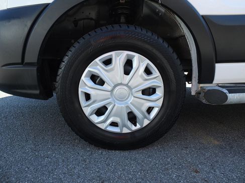 Used 2024 Ford Transit 250 Low Roof w/ Exterior Upgrade Package image 9