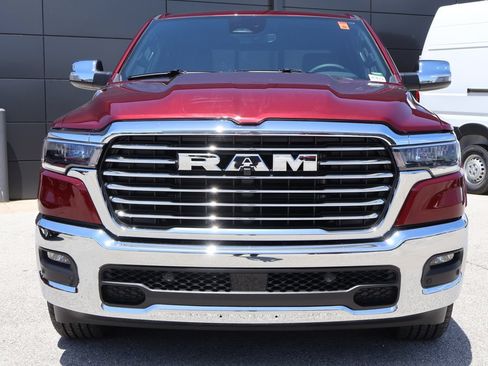 Used 2026 RAM 1500 Laramie AWD/4WD image 7