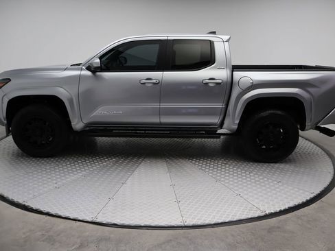 Used 2024 Toyota Tacoma SR5 image 12