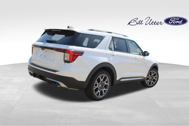 New 2027 Ford Explorer Platinum w/ 3.0L Ultimate Package RWD image 3