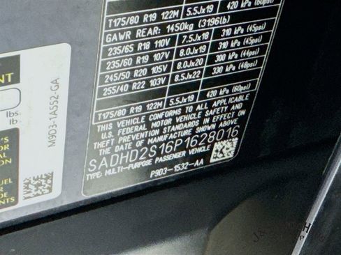 Used 2023 Jaguar I-PACE HSE image 40