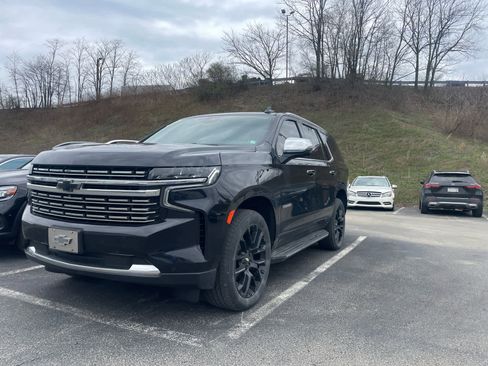 Used 2023 Chevrolet Tahoe Premier image 2