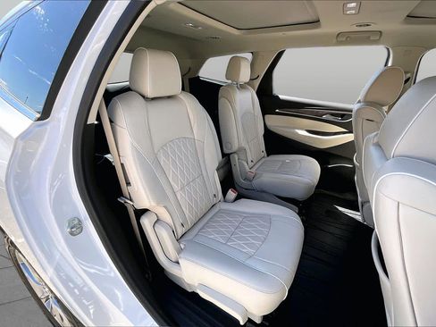 Used 2023 Buick Enclave Avenir w/ Trailering Package, 5000 lbs. AWD/4WD image 20