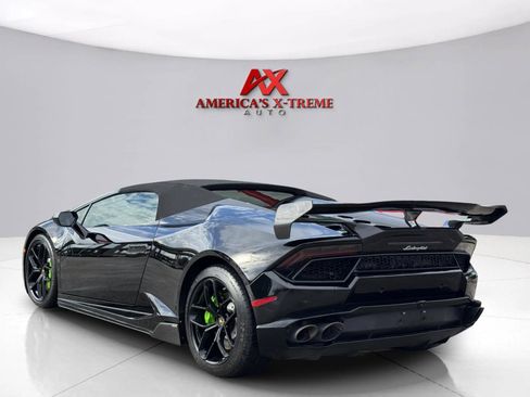 Used 2018 Lamborghini Huracan LP 580-2 RWD image 4