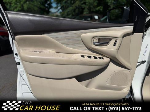 Used 2018 Nissan Murano SL w/ Moonroof Package AWD/4WD image 11