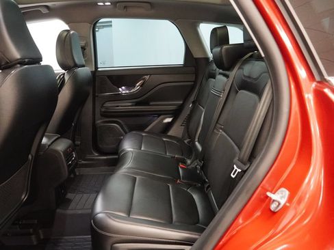 Used 2022 Lincoln Corsair AWD w/ Premium Package image 26