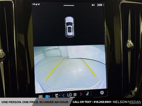 Used 2023 Volvo XC60 B5 Ultimate w/ Climate Package image 14