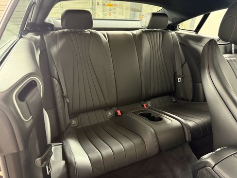 Used 2023 Mercedes-Benz E 450 Coupe image 12