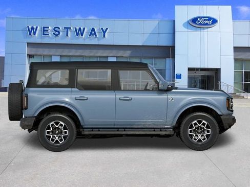 New 2025 Ford Bronco Outer Banks image 5