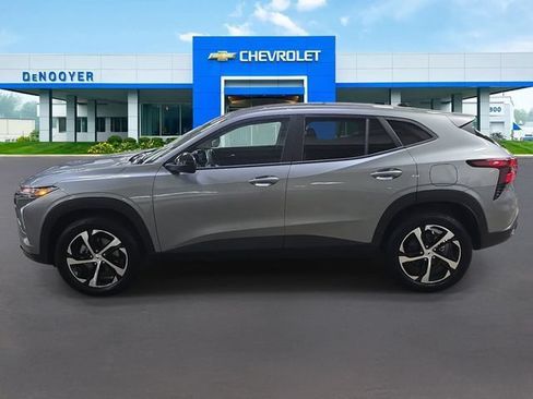 New 2026 Chevrolet Trax RS w/ Driver Confidence Package FWD image 10