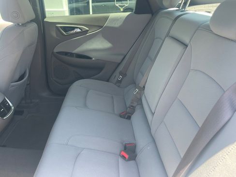 Used 2017 Chevrolet Malibu Hybrid FWD image 33