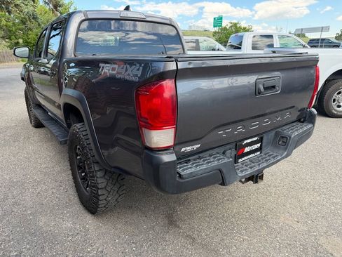 Used 2016 Toyota Tacoma TRD Off-Road w/ Towing Package AWD/4WD image 6