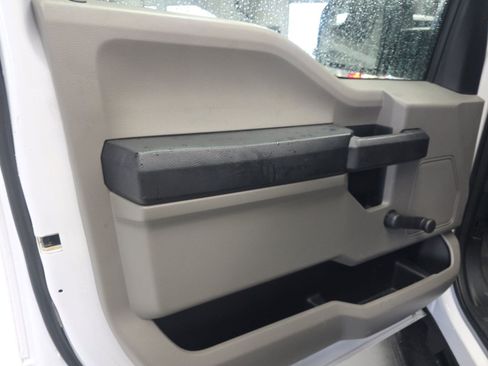 Used 2018 Ford F150 XL RWD image 8
