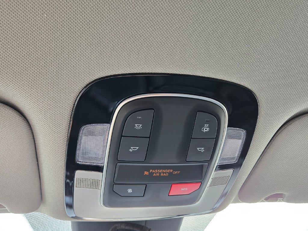 Certified 2023 Hyundai Santa Fe SEL FWD image 29