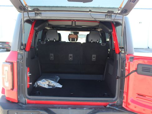 Used 2023 Ford Bronco Outer Banks image 18