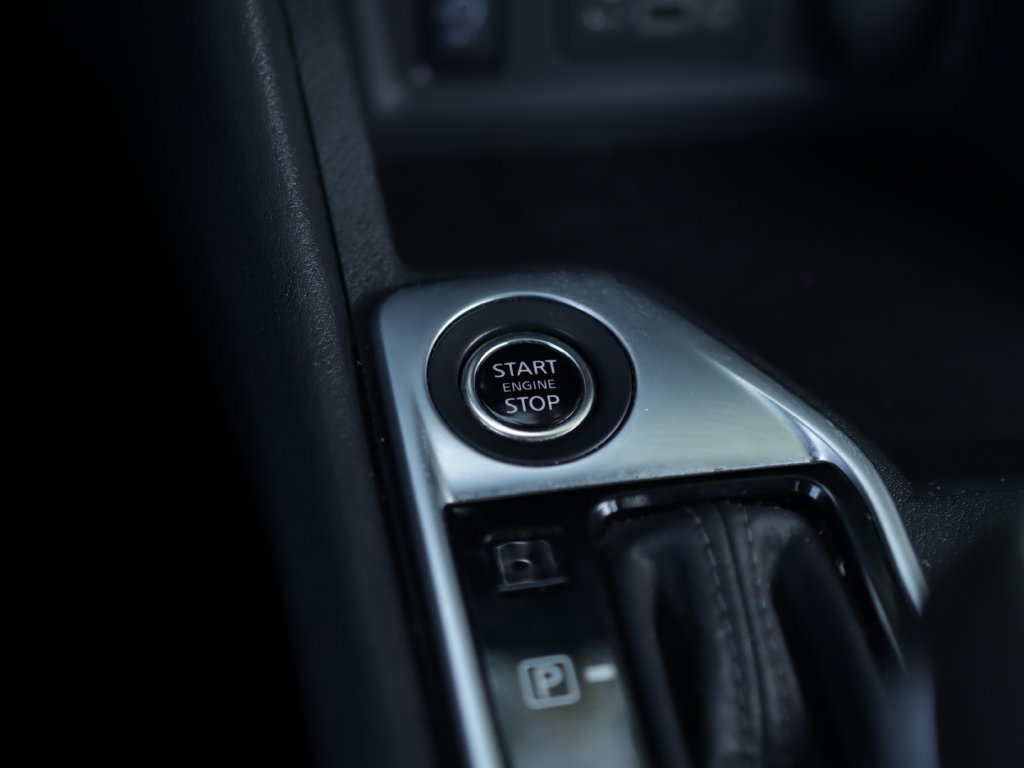 Used 2024 Nissan Sentra SV FWD image 16