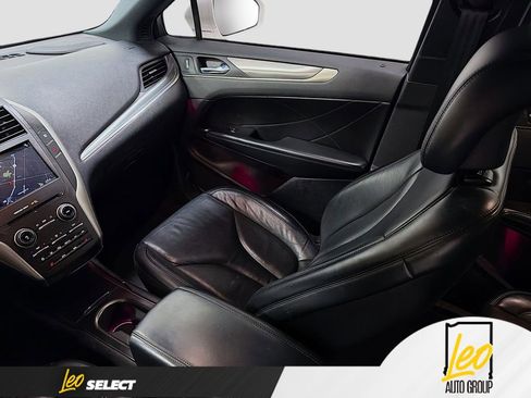 Used 2019 Lincoln MKC Select w/ Select Plus Package image 23