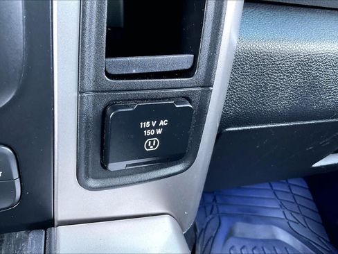 Used 2017 RAM 1500 Lone Star AWD/4WD image 31