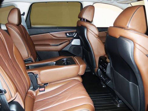 Used 2025 Acura MDX SH-AWD w/ Advance Package image 69