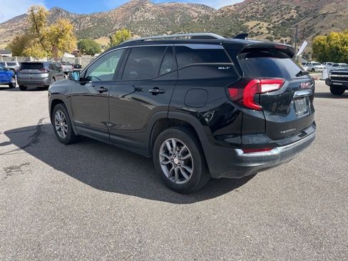 Used 2024 GMC Terrain SLT image 6