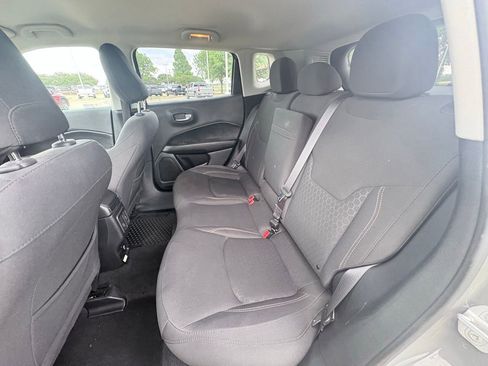 Used 2019 Jeep Compass Sport AWD/4WD image 7