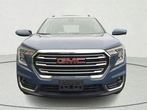 Used 2024 GMC Terrain SLT image 9