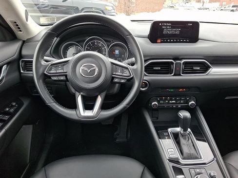 Used 2020 MAZDA CX-5 Touring image 11