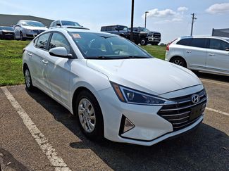 Used 2019 Hyundai Elantra SE w/ Cargo Package image 1
