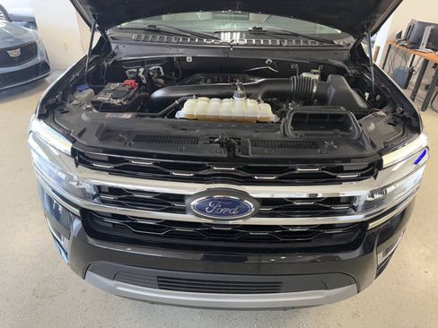 Used 2024 Ford Expedition Max Limited AWD/4WD image 41